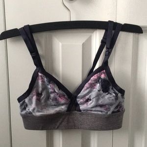 Lululemon Sports Bra Size 4